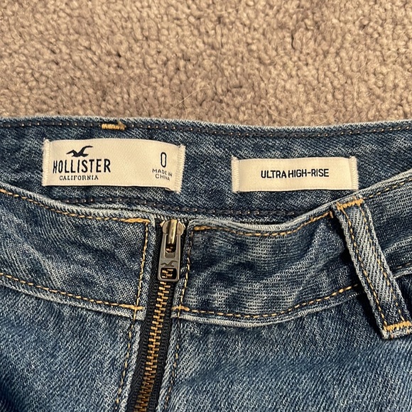 Hollister ultra high rise Jean Skirt - Picture 3 of 3